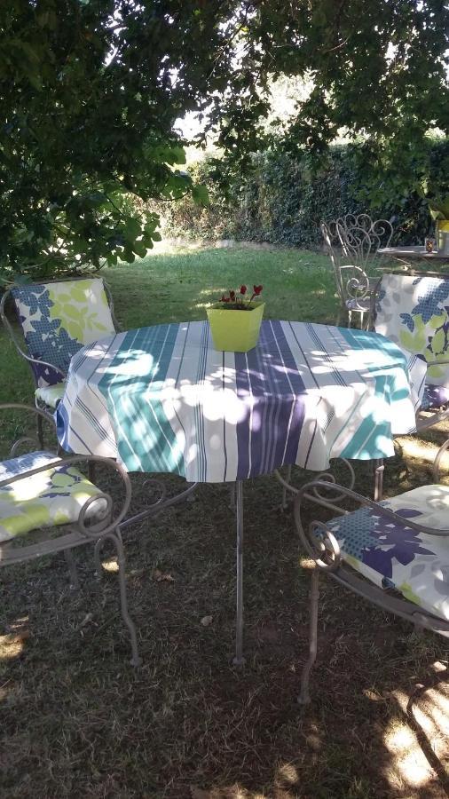 A Clair Matin Apartment Estang Bagian luar foto