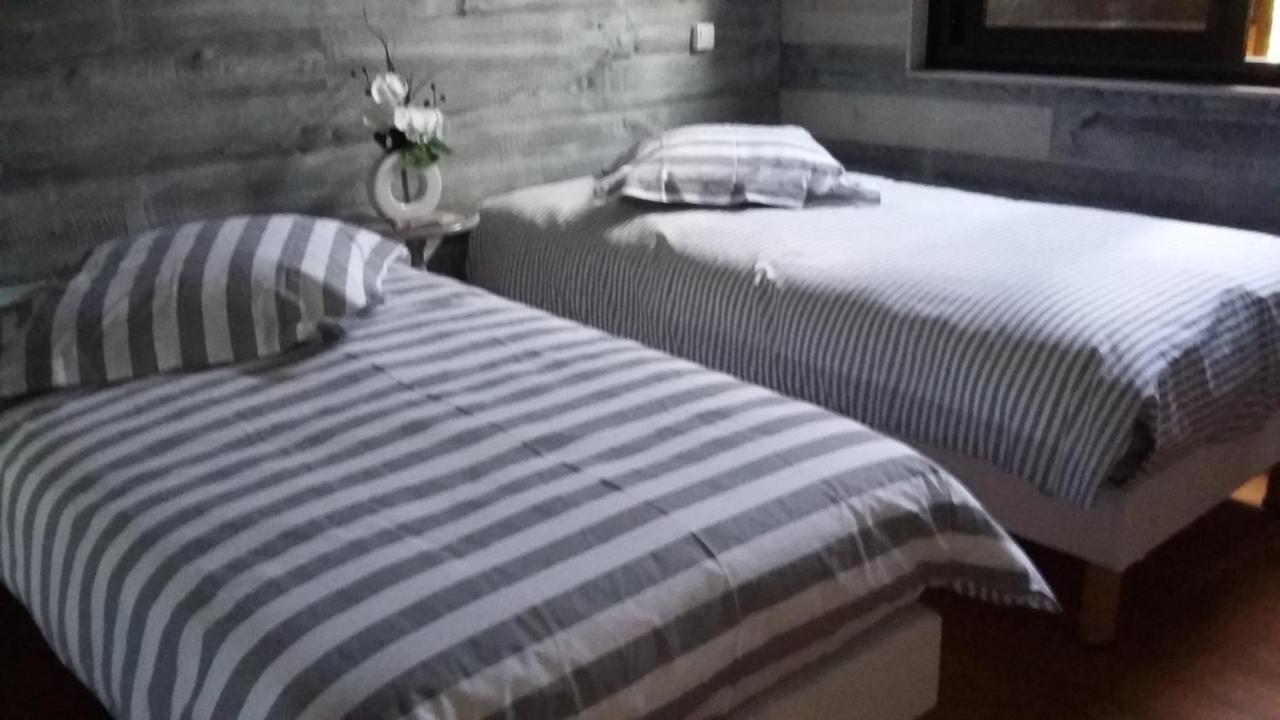 A Clair Matin Apartment Estang Bagian luar foto